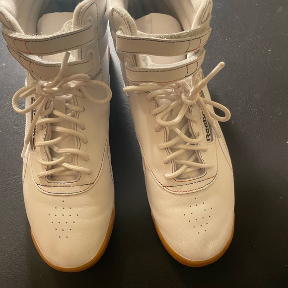 Reebok White Classic Sneakers with Multicolor Stitching - Picture 1 of 8